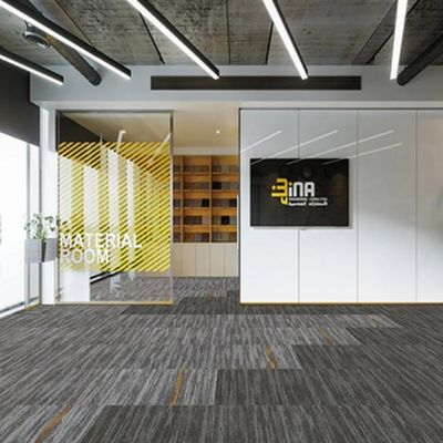 2024 50x50 평방 PVC 및 아스팔트 뒷면 상업용 PP 나이론 사무실 바닥 카펫 타일