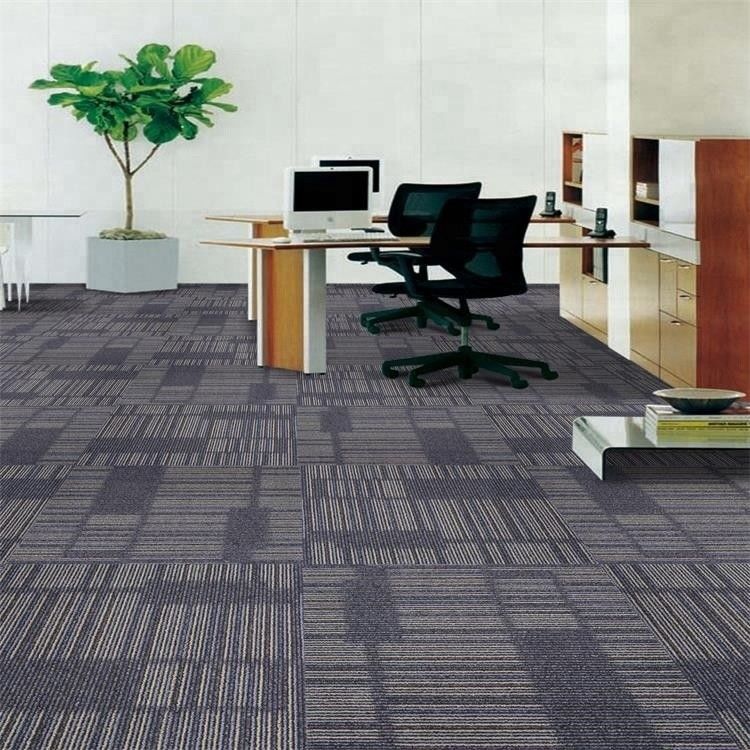 덤불 높이 4mm 650g/sqm 50x50cm 평면 타일 오피스 카펫 현대 디자인 100% 나일론